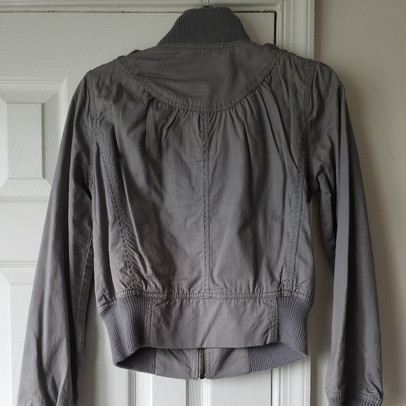 Grey jacket - Picture 2 of 2